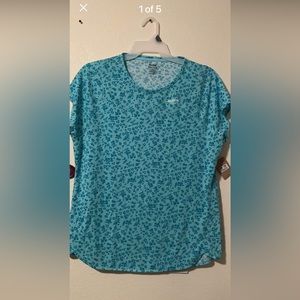 NWT women’s Reebok T-shirt size 2XL